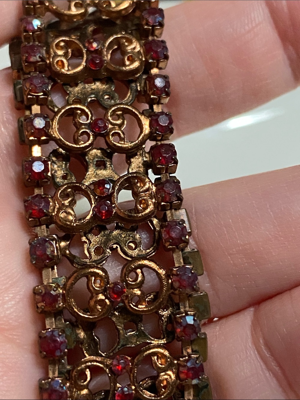 Antique Red Crystal Filigree choker - Picture 8 of 9